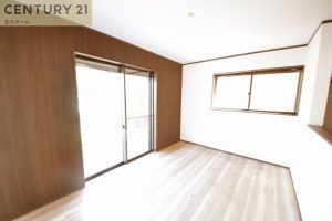 ✽.物件情報ﾟ.約7帖の小屋裏収納付！思い出の品やシーズン物もたっぷり収納できます♪